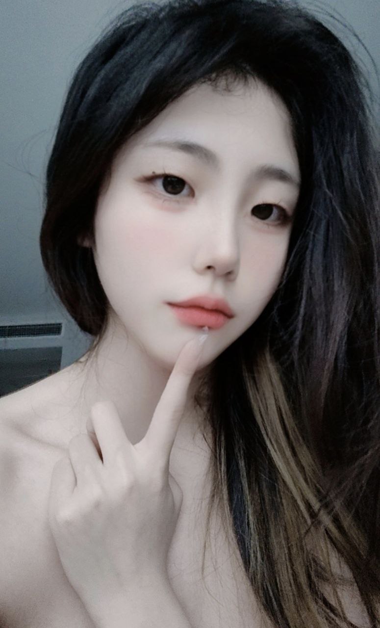 小叔子趁母亲不在家电视剧免费观看,带你深入剧中人物...